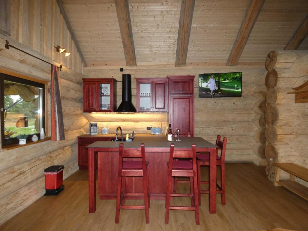Naturstammhaus Tollensesee Gross Nemerow Ngoại thất bức ảnh