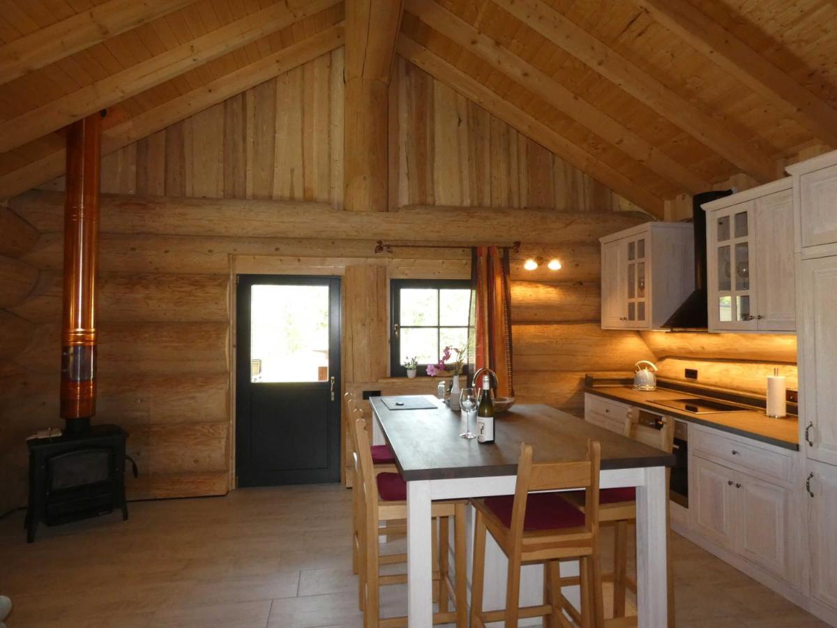 Naturstammhaus Tollensesee Gross Nemerow Ngoại thất bức ảnh